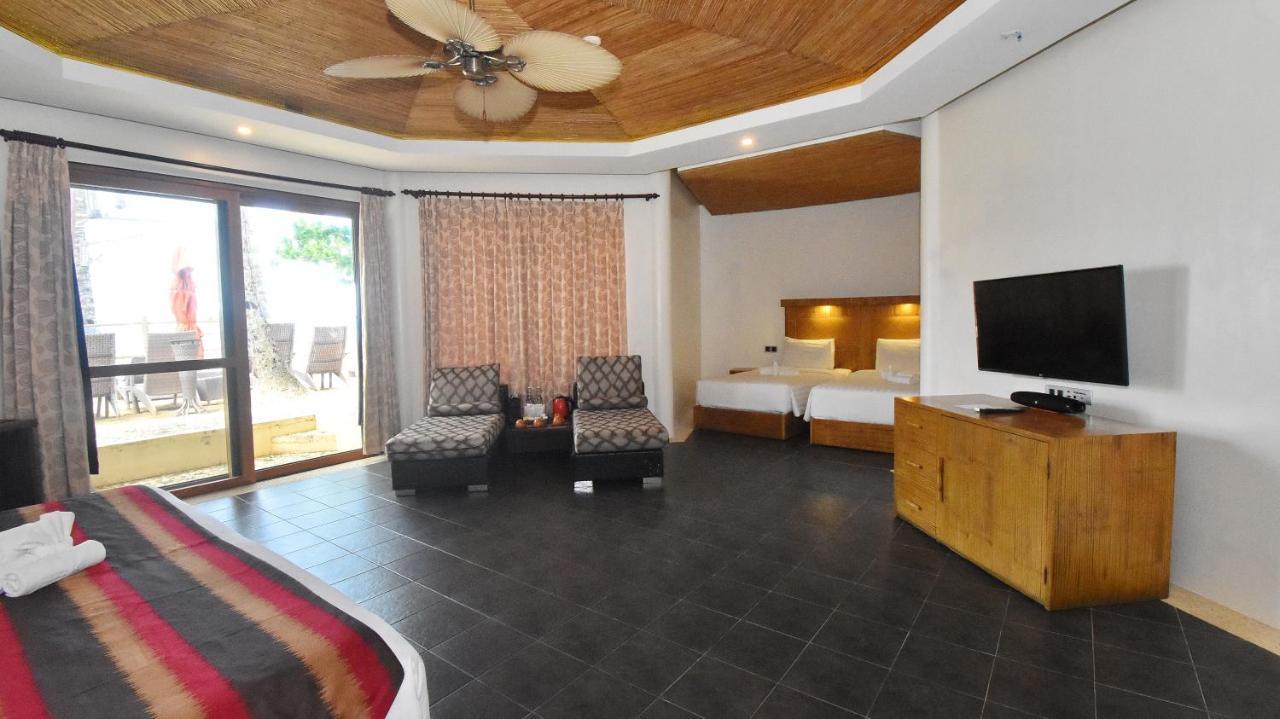 Ambassador In Paradise Balabag  Exterior photo A room at the hotel